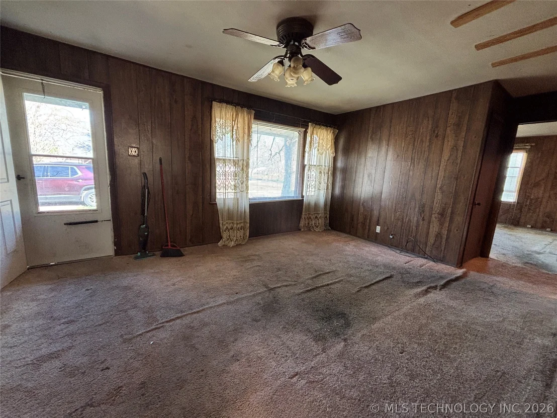 Photo of 902 Roosevelt