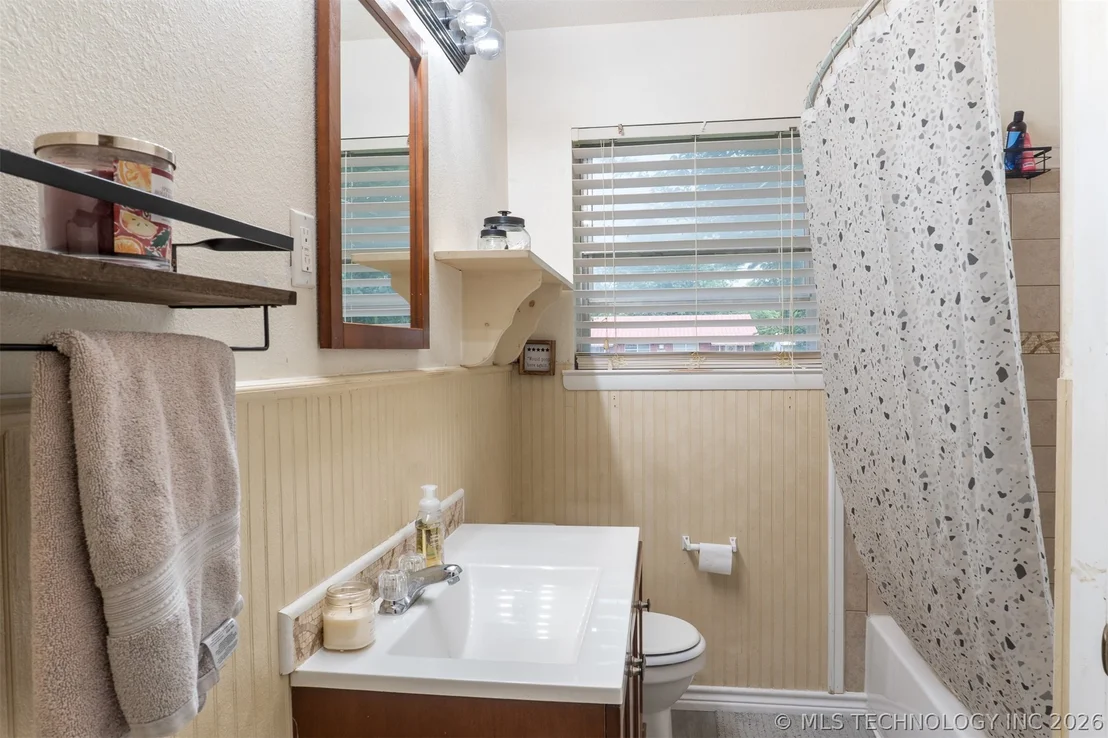 Photo of 703 McCarley