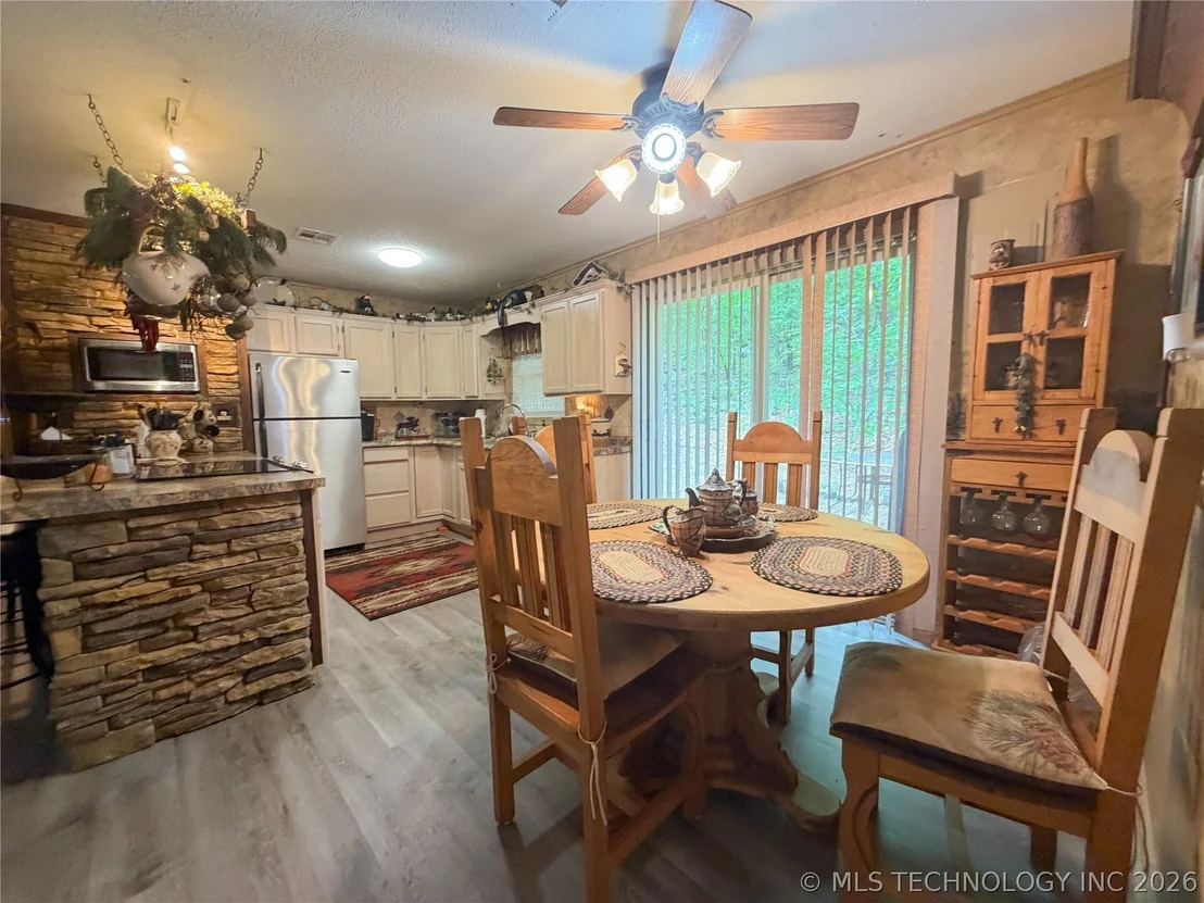 Photo of 445490 Indian Road