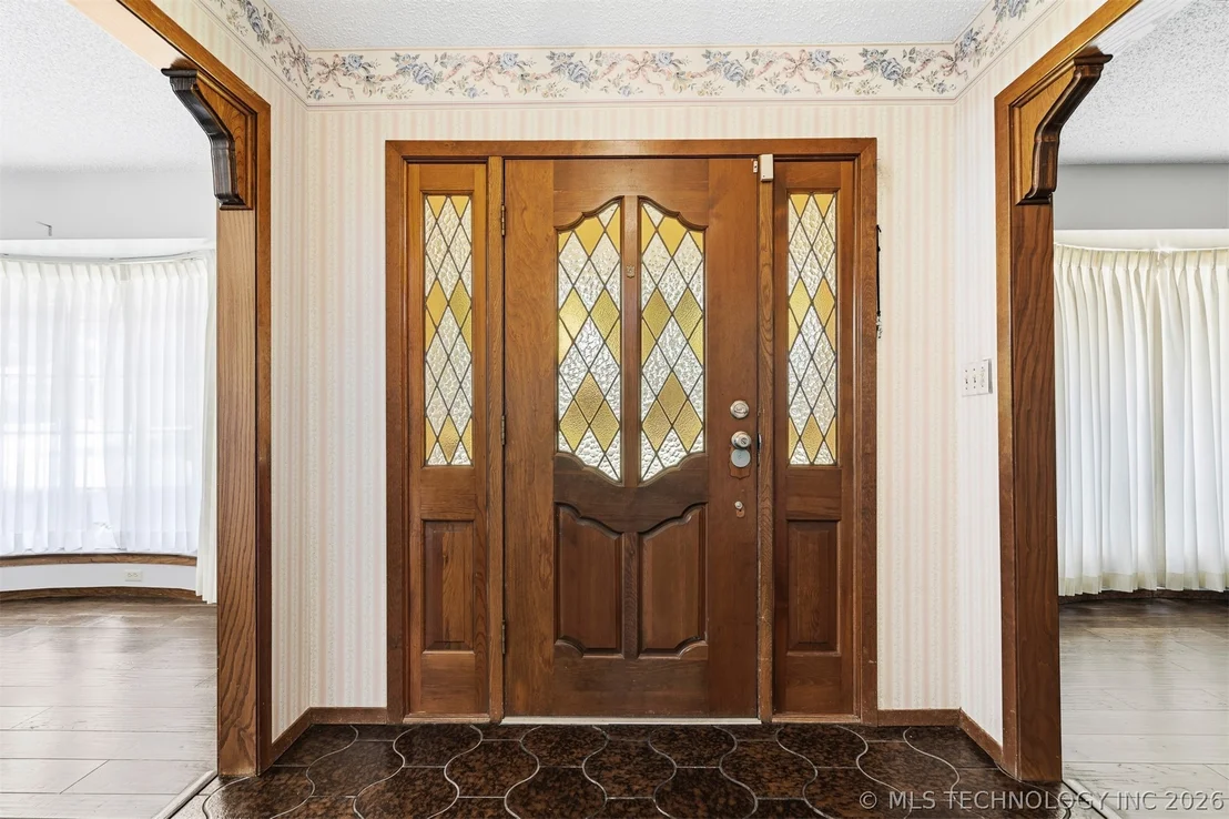 Photo of 521 Circle Drive