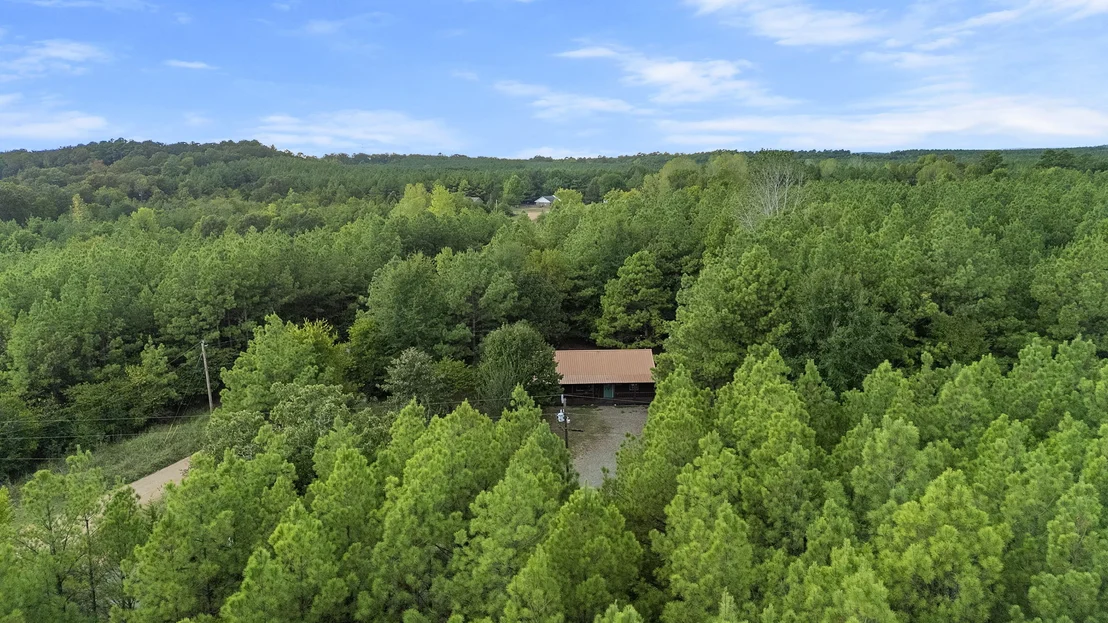 Photo of 609 Canoe Road