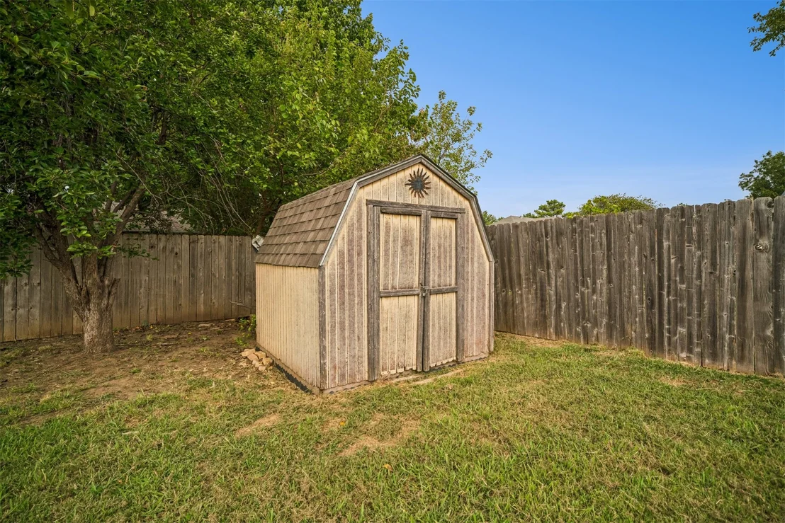 Photo of 903 Holmes