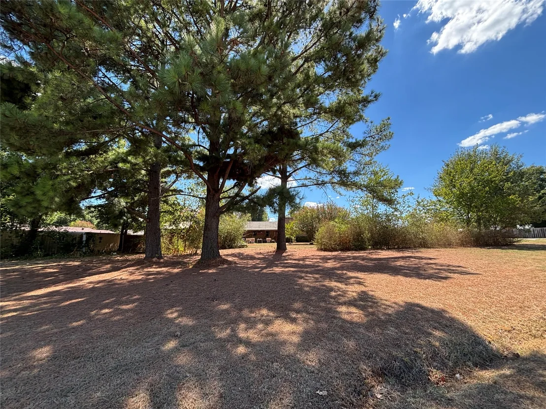Photo of 367 W Cliff Drive