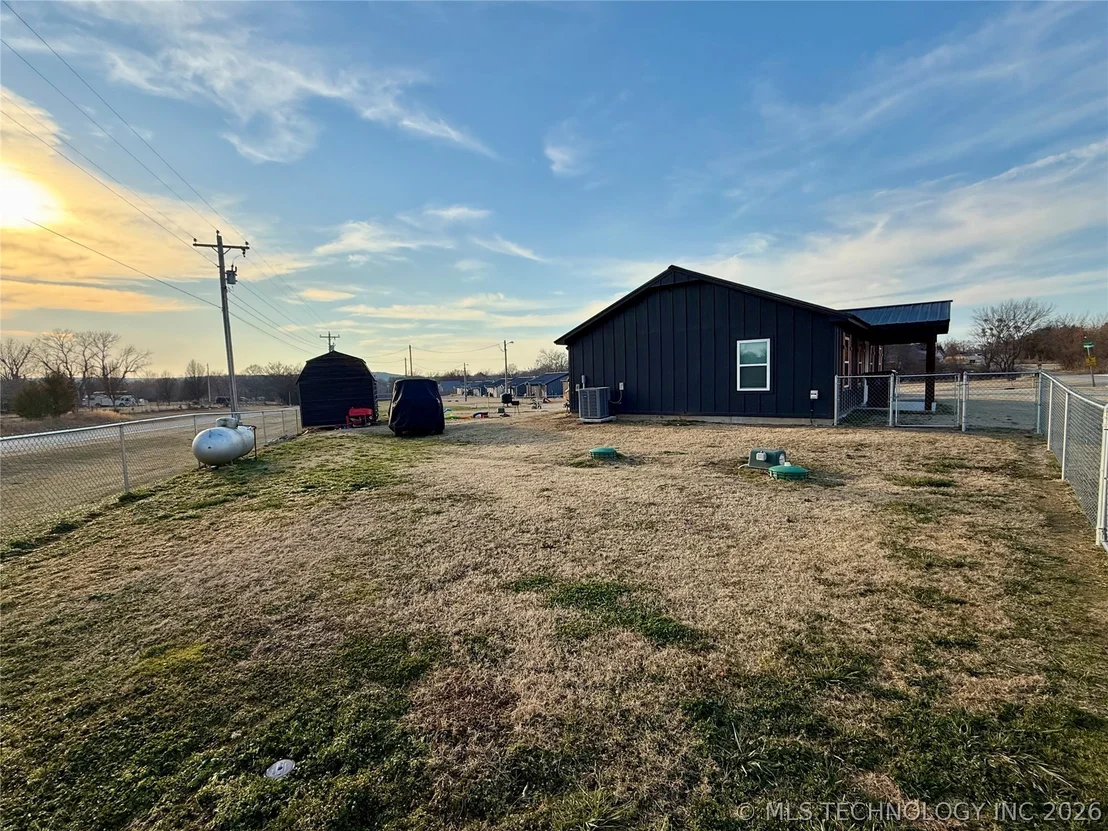 Photo of 989 Sequoyah Drive