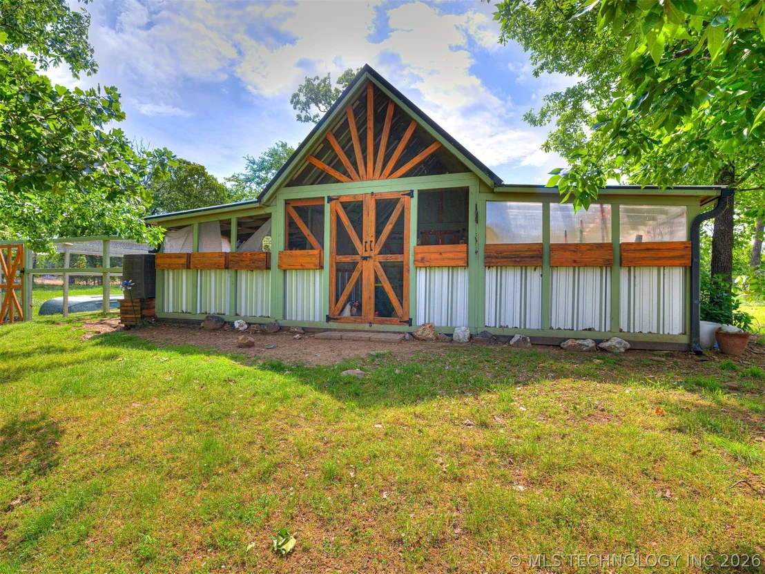 Photo of 2485 Avalon Drive