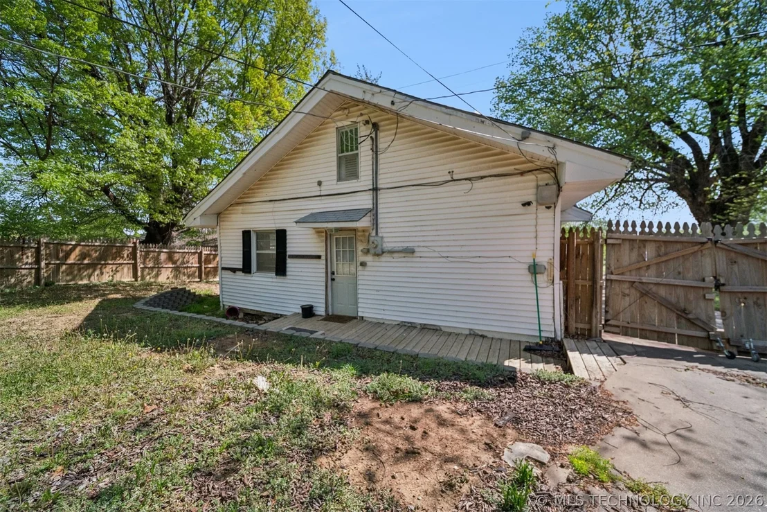 Photo of 505 N Cimarron Avenue