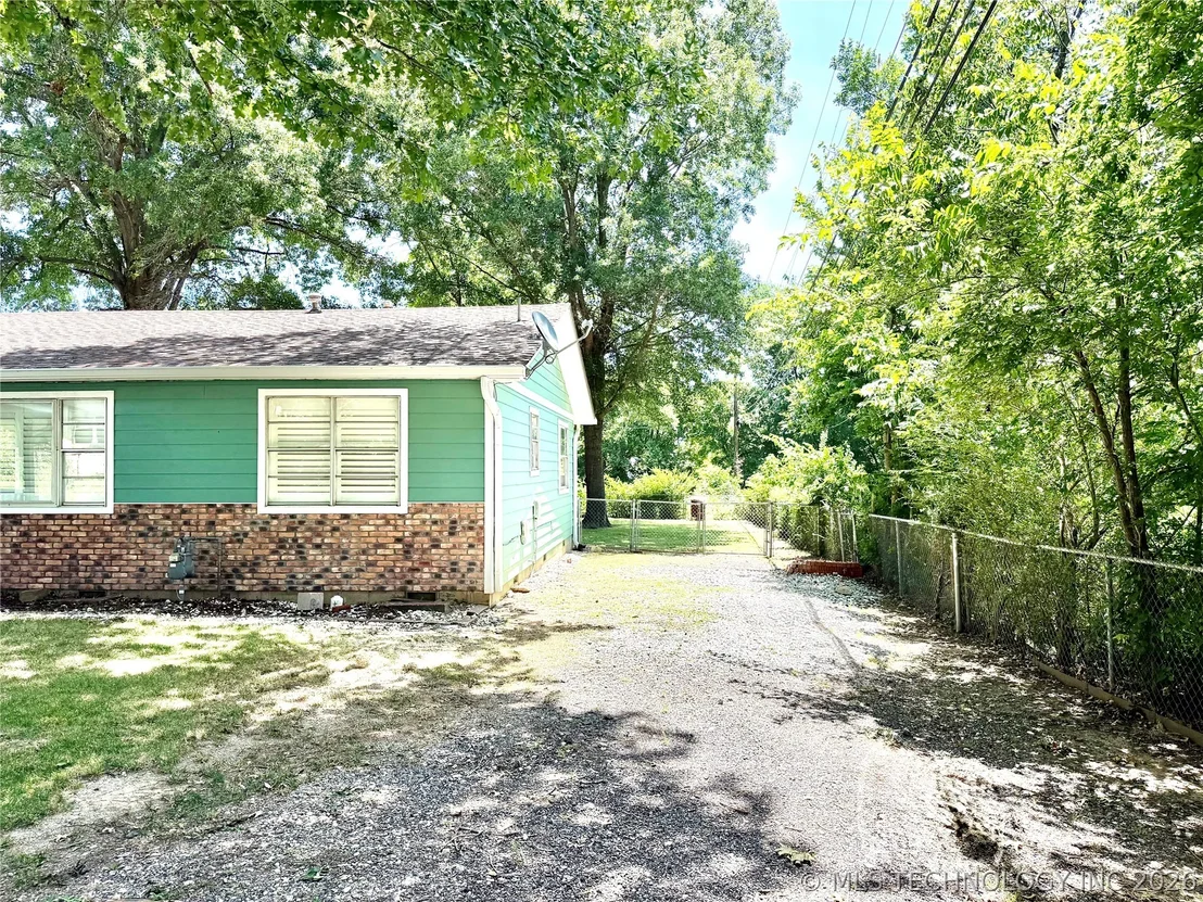 Photo of 110 SE 5th Street