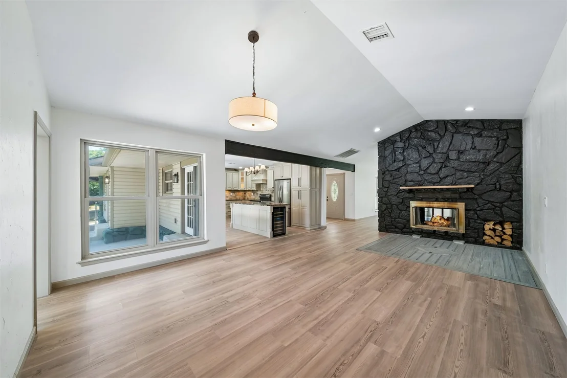 Photo of 31475 Dunegan Road