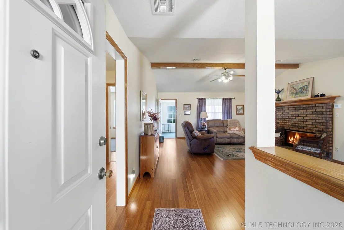 Photo of 2301 Piney Point Avenue