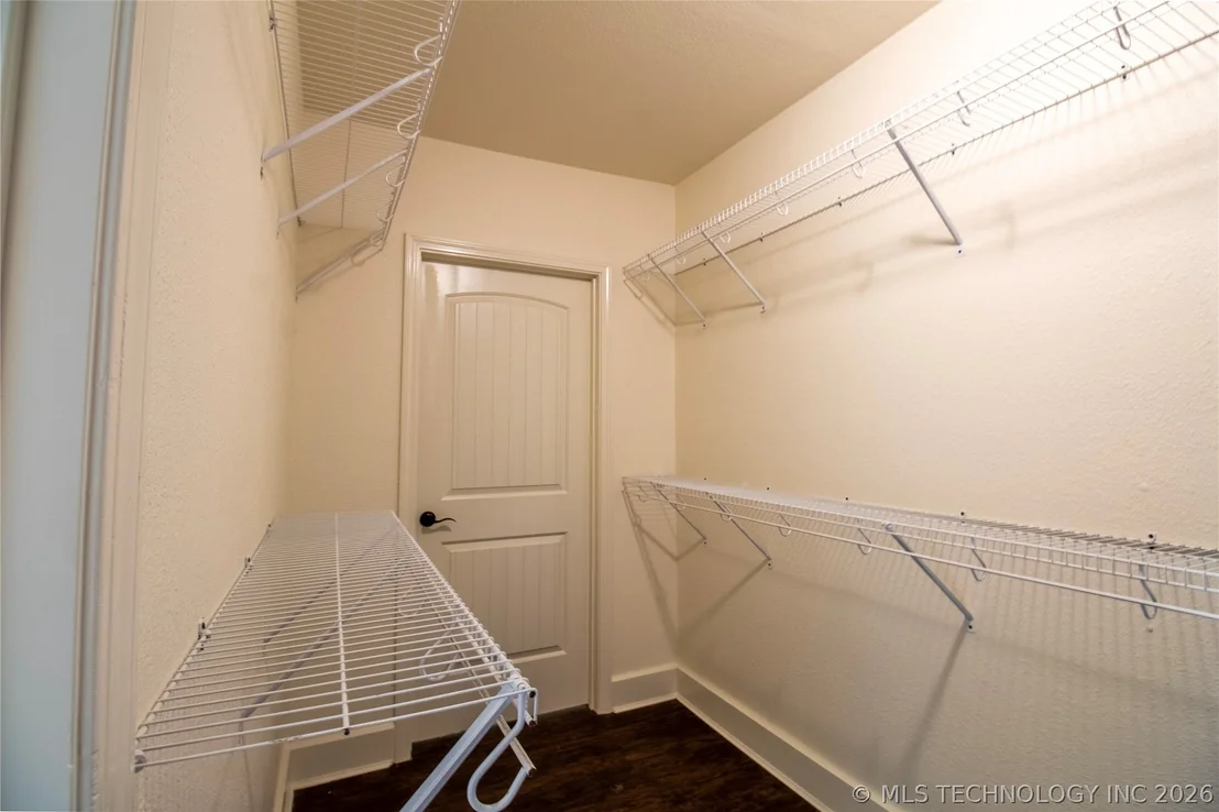 Photo of 3000 Tull Place
