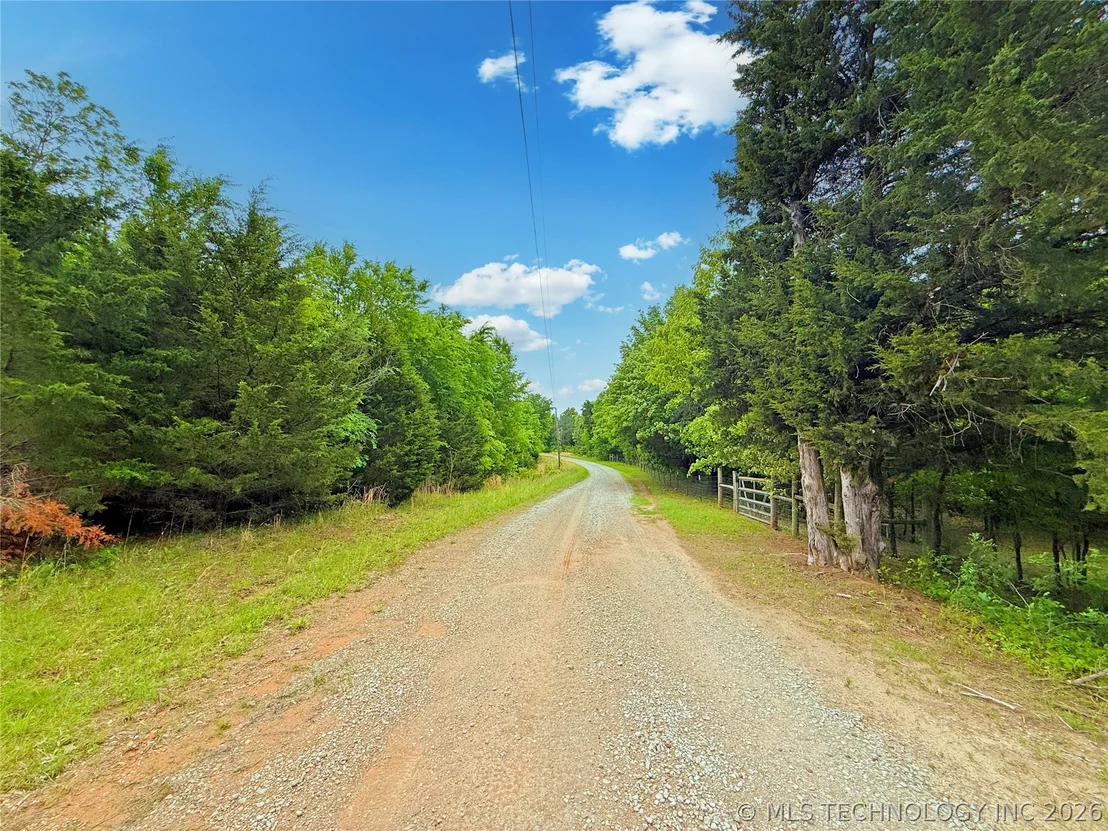 Photo of 46 Lakeside Circle