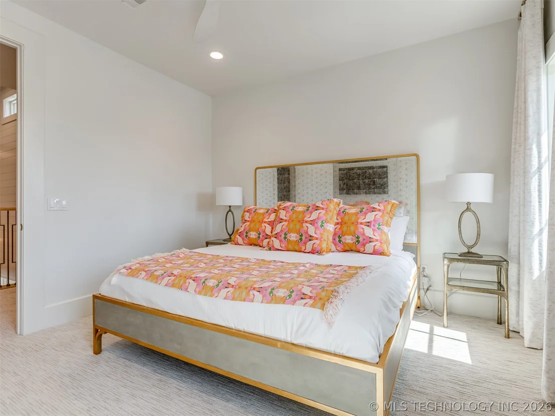 Photo of 120 Lower Green Way