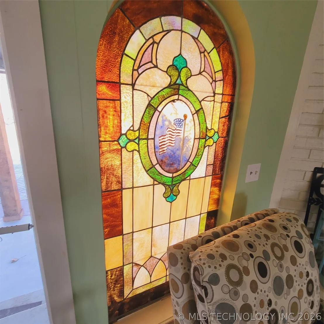 Photo of 105 Lakeview Drive