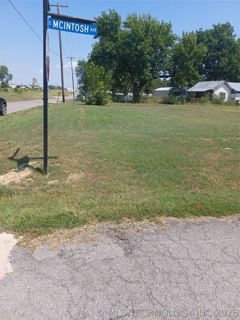 Photo of 514 SE Main Street