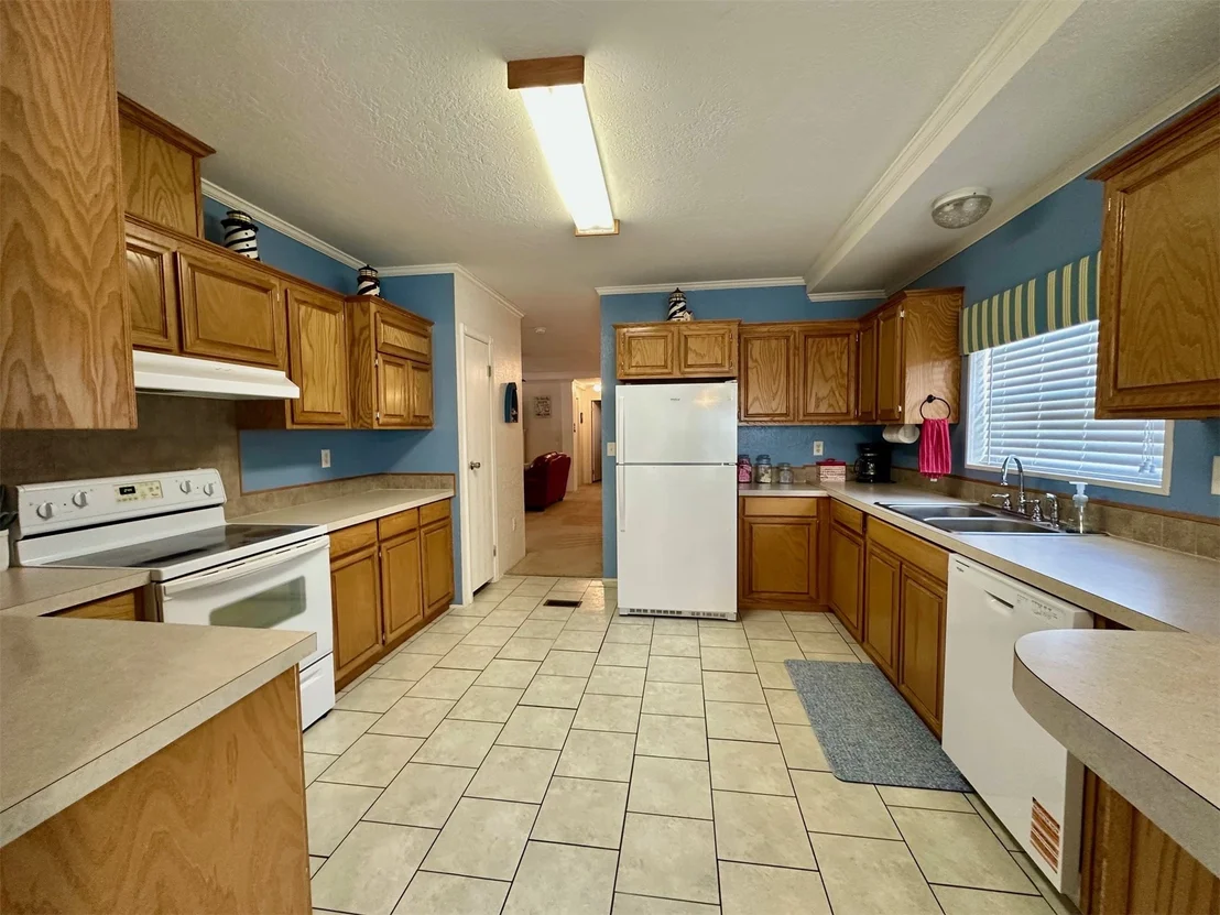 Photo of 3943 Surf Road