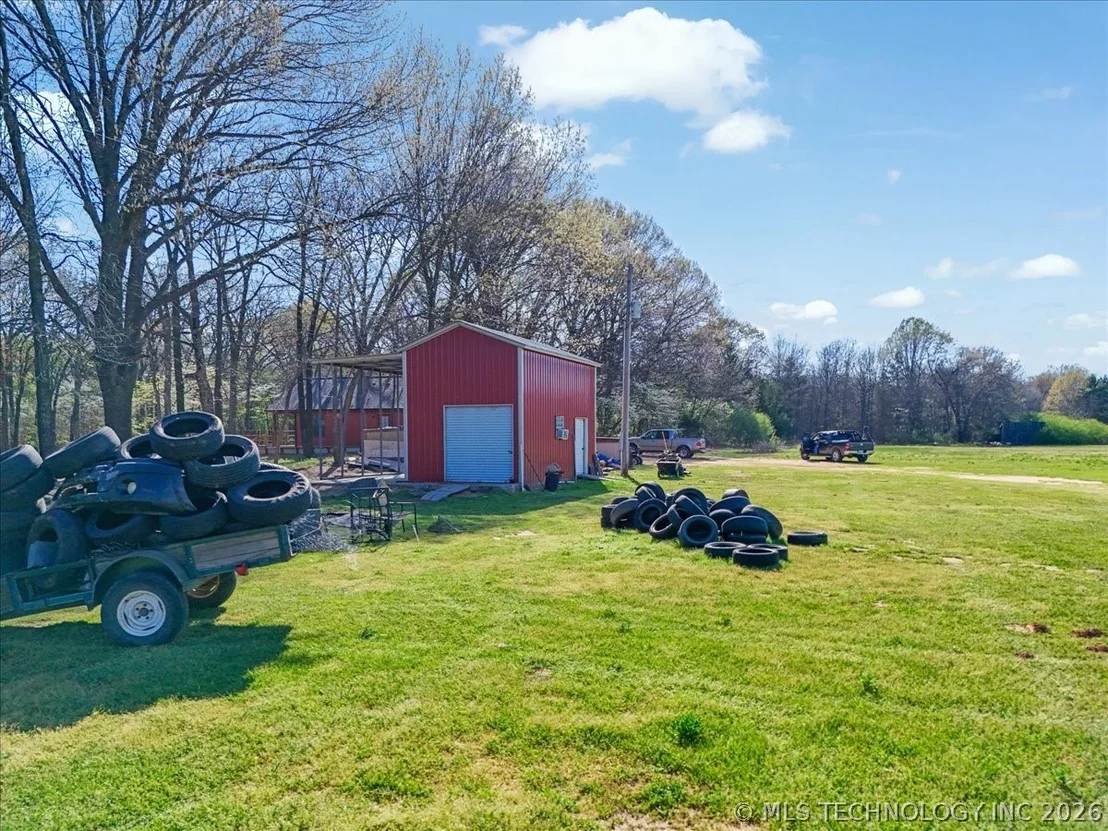 Photo of 2576 Winnett Road