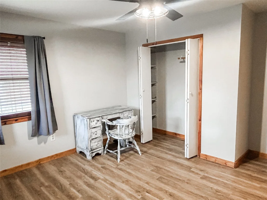 Photo of 589 Mohawk Drive