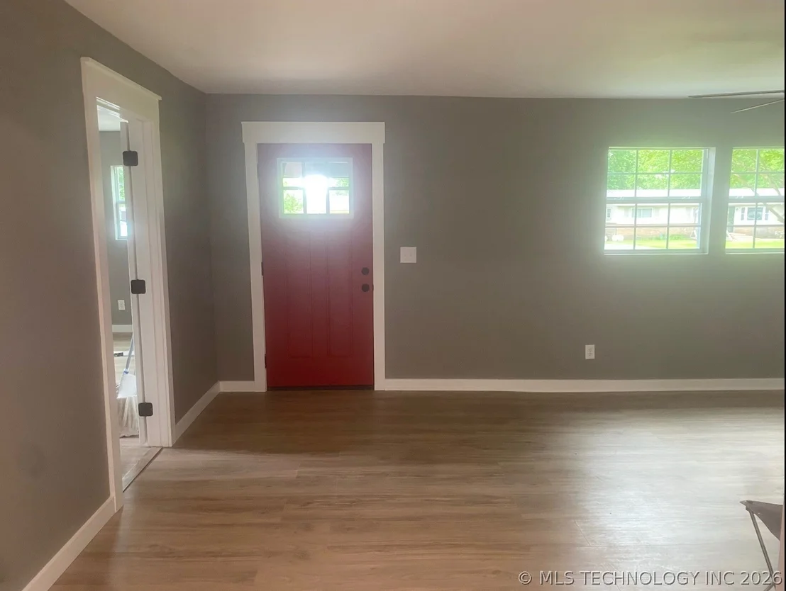 Photo of 702 6th Avenue