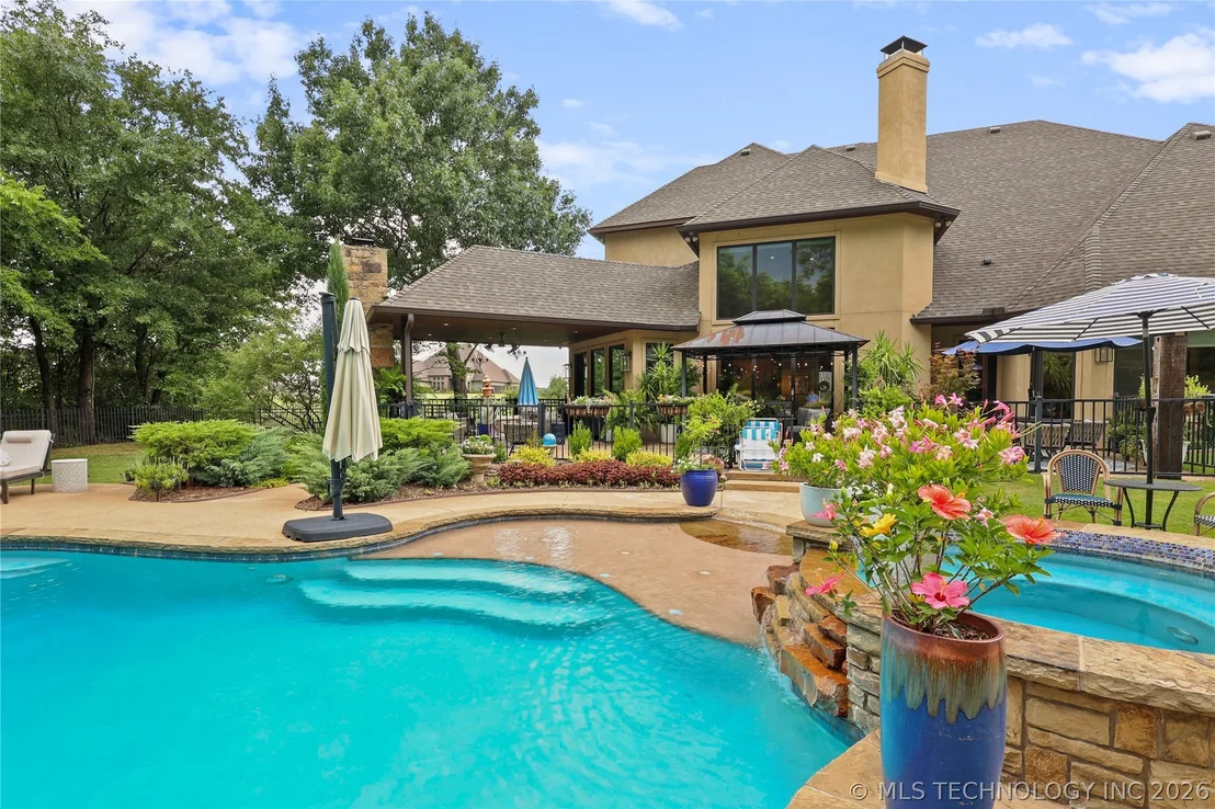 Photo of 87 Tuscan Road