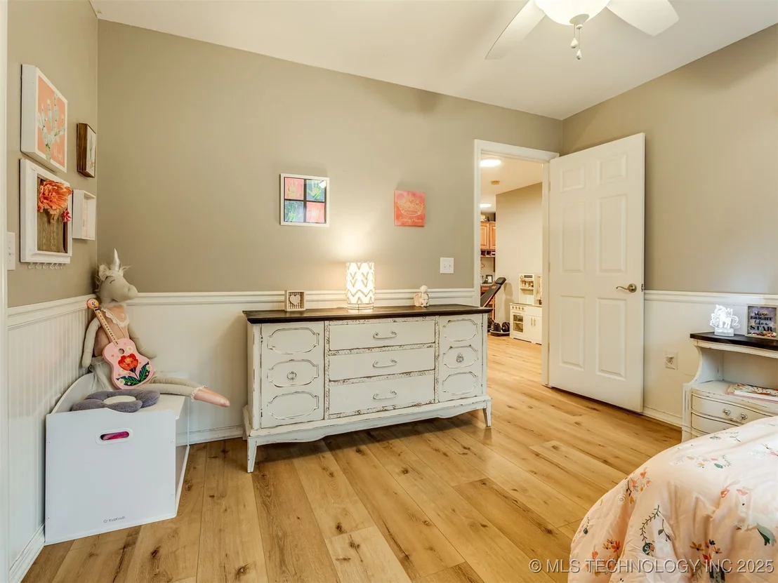 Photo of 2485 Avalon Drive