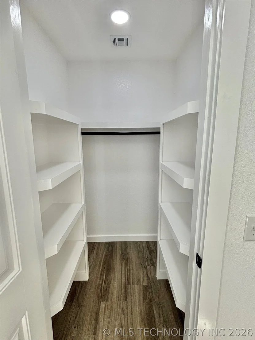 Photo of 4 N King Street