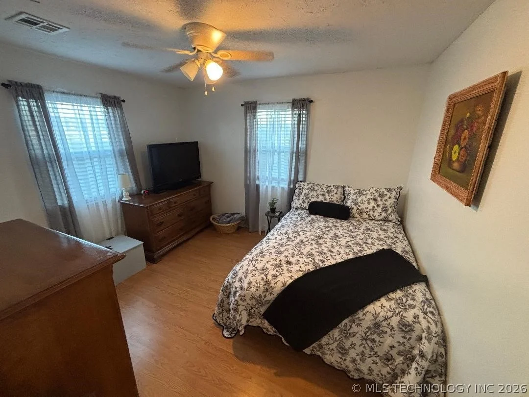 Photo of 411064 E 1180 Road