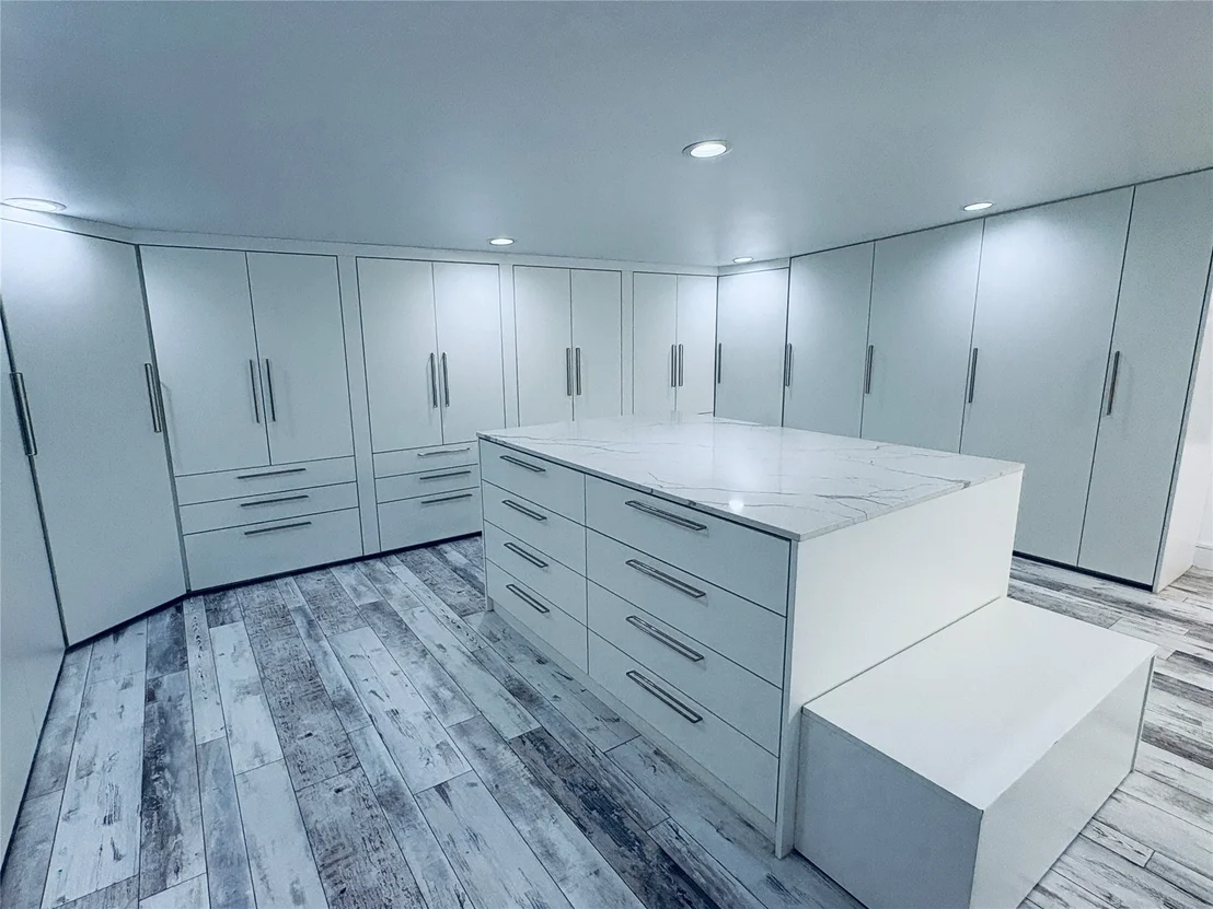 Photo of 546 Mockingbird