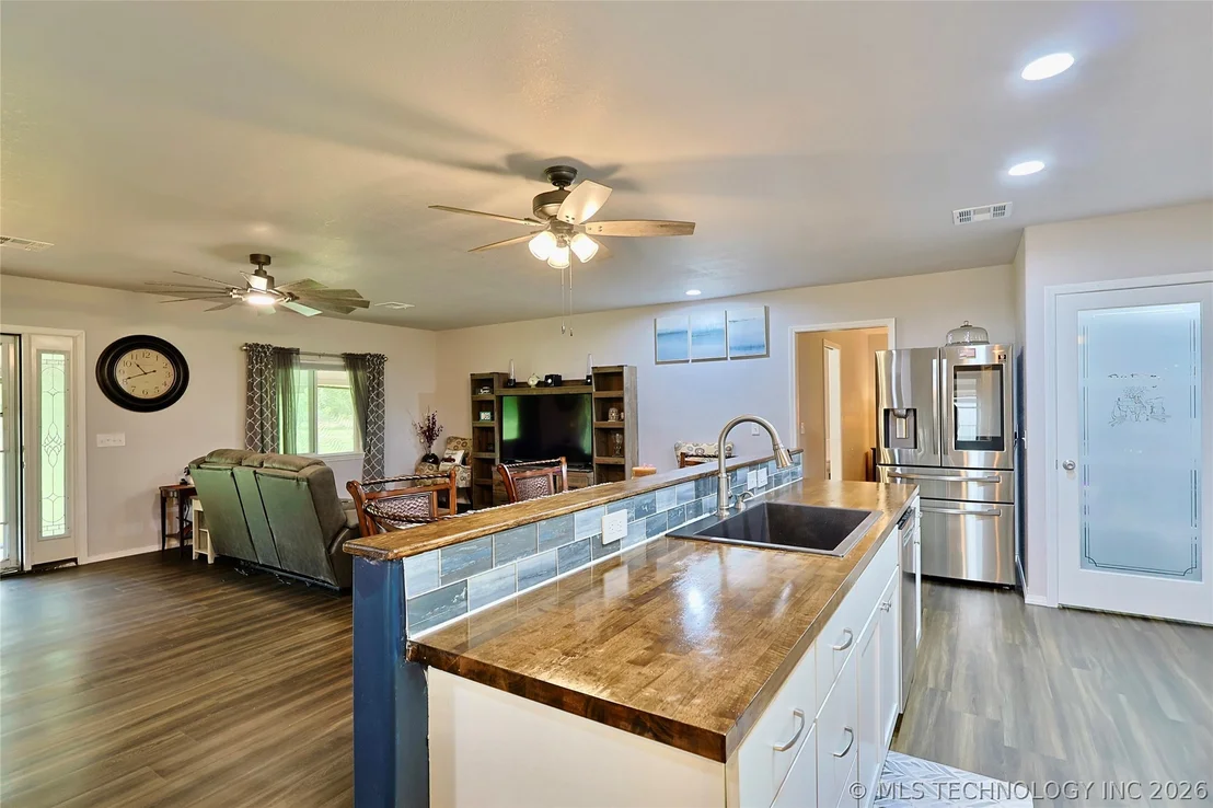 Photo of 424398 Texanna Road