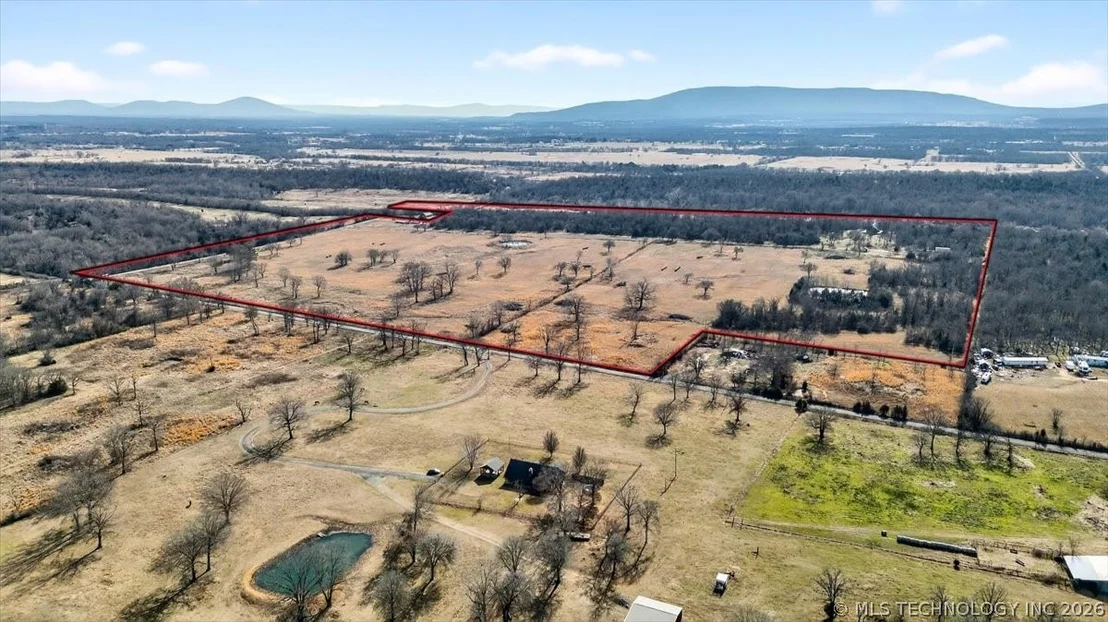 Photo of 22191 Carters Lake Road