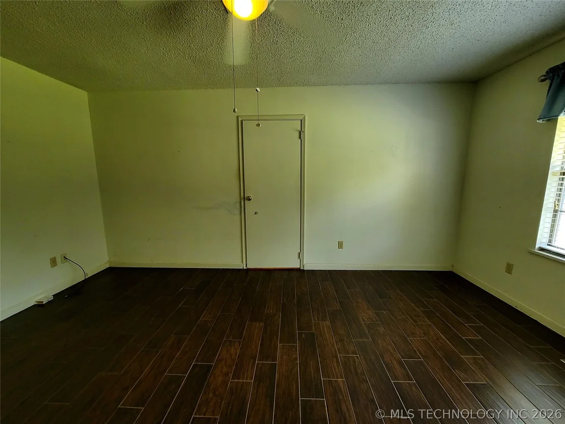 Photo of 112 Meadowlark Road