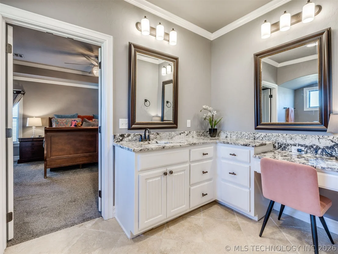Photo of 11419 S 213th EastAvenue