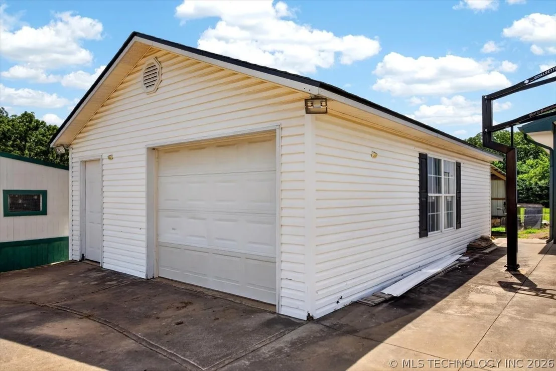 Photo of 34479 Cooper Road