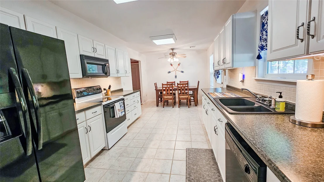 Photo of 12 Granite Circle