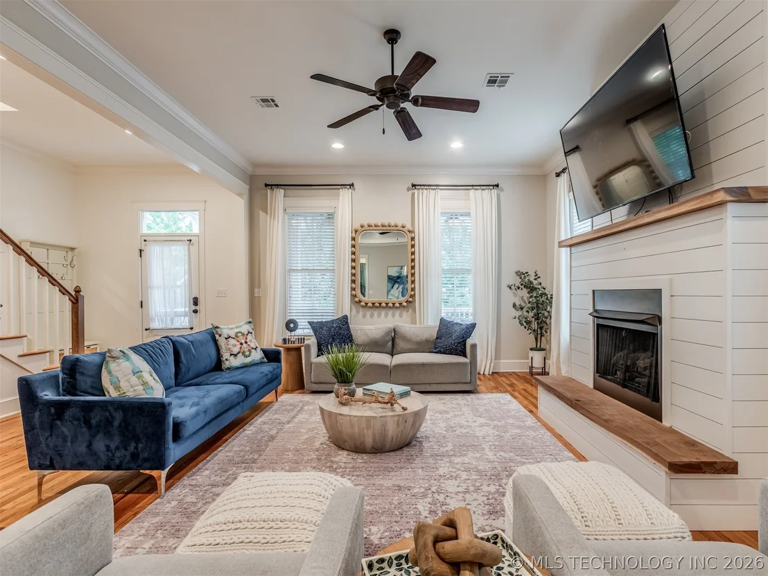 Photo of 25 Boulevard