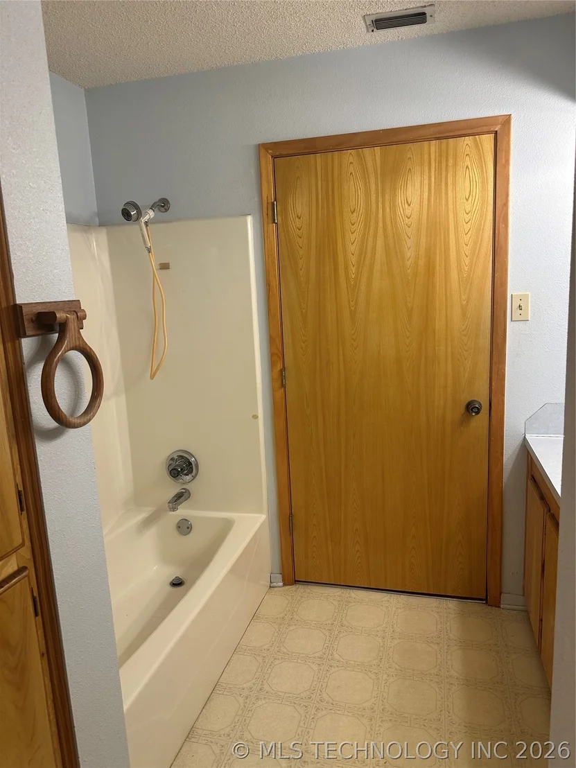 Photo of 122 Shawna