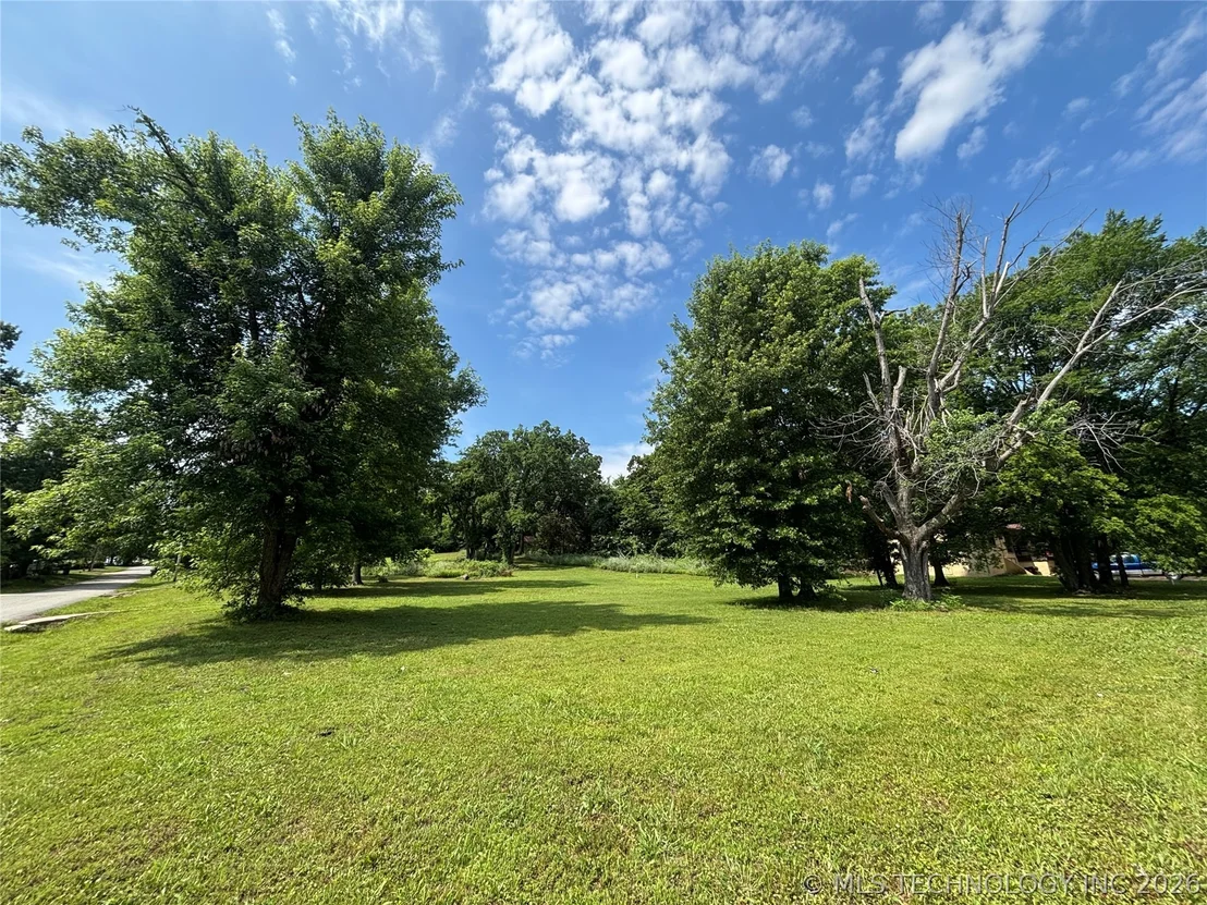 Photo of 316 S 6th Street