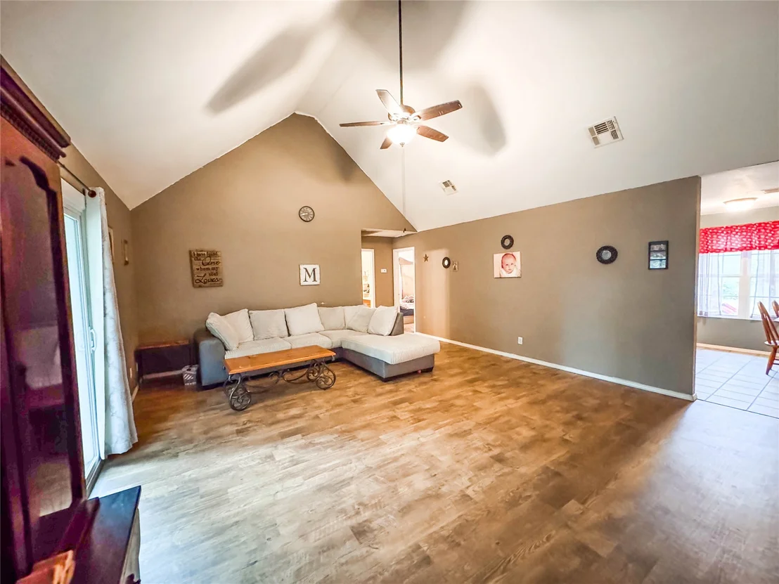 Photo of 70 W Hutson Street