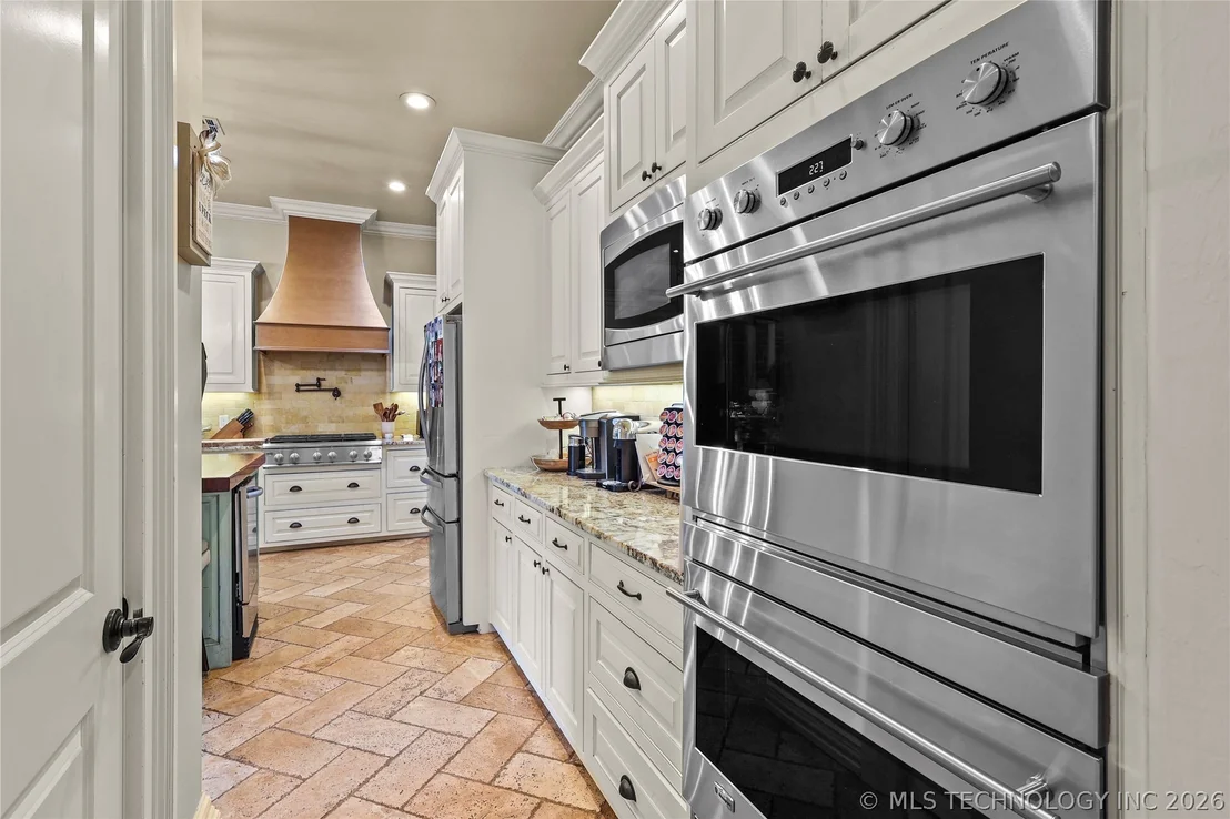 Photo of 87 Tuscan Road