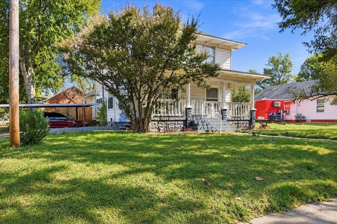 Photo of 724 W Cedar Street