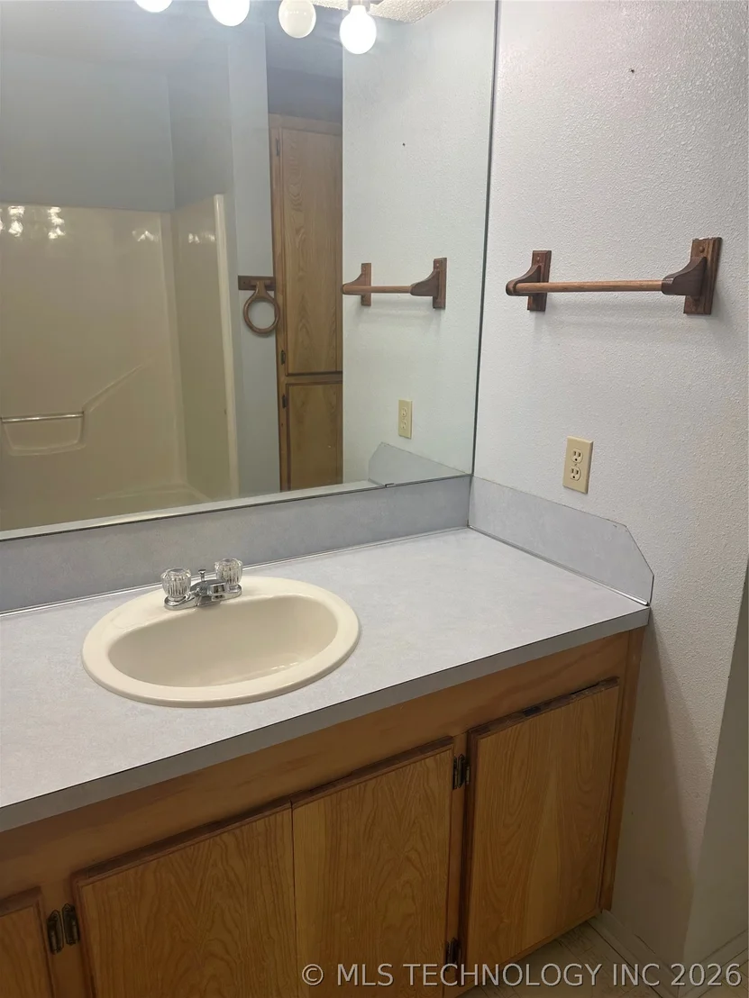 Photo of 122 Shawna