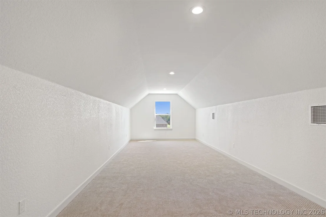 Photo of 849 Springfield Court