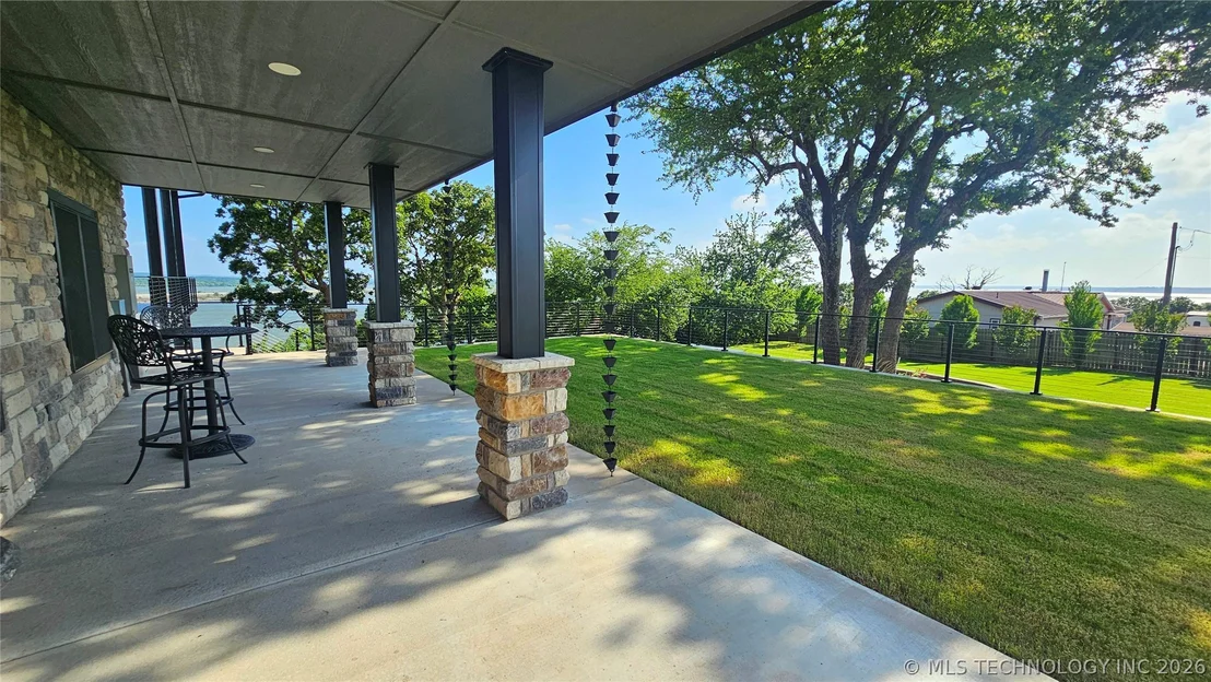 Photo of 417188 Mockingbird Lane