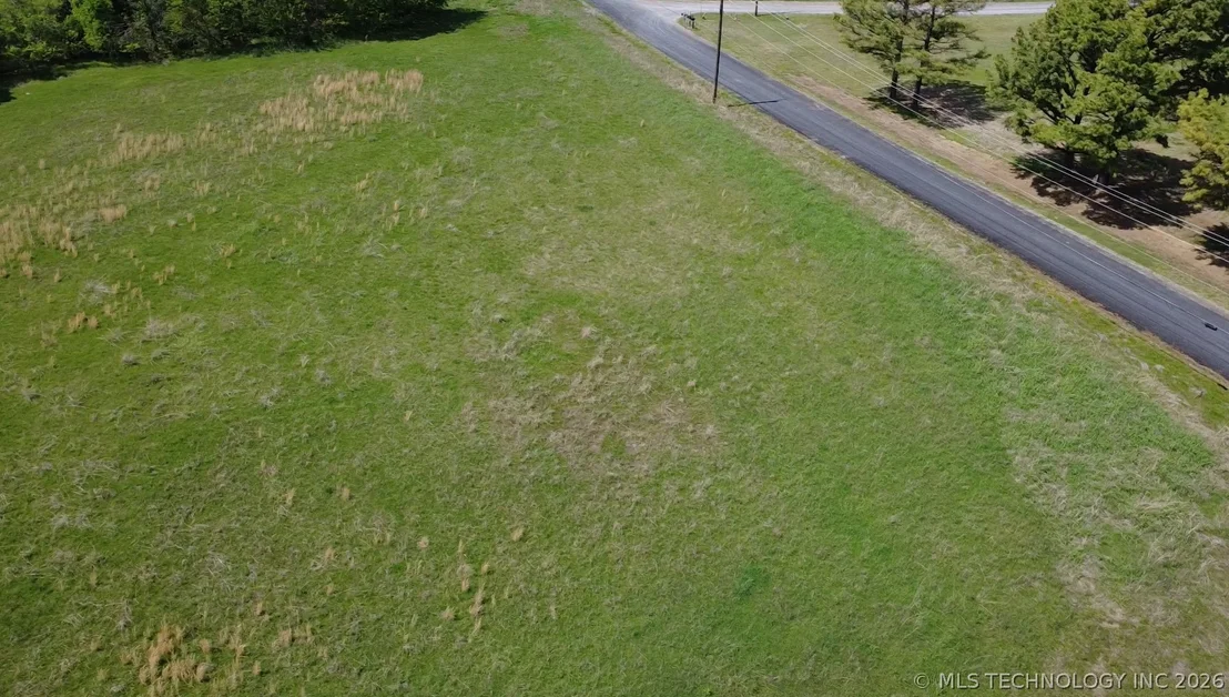 Photo of 414 S Thunder Road