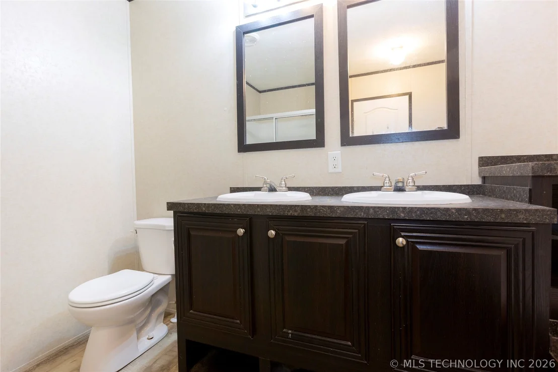 Photo of 1487 Buds Point Road