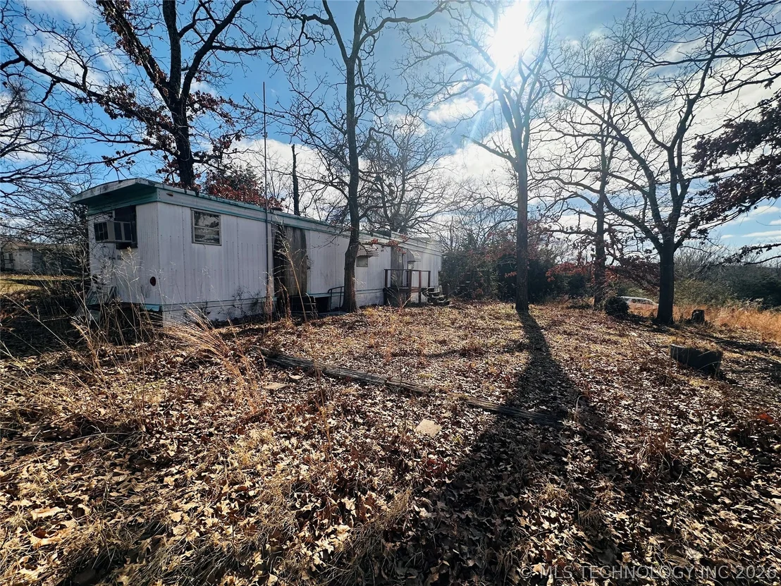 Photo of 964 Comanche Drive