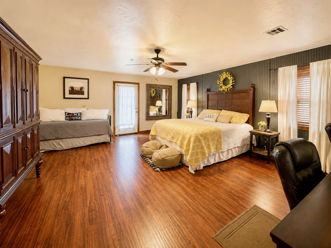 Photo of 12326 Scott Drive