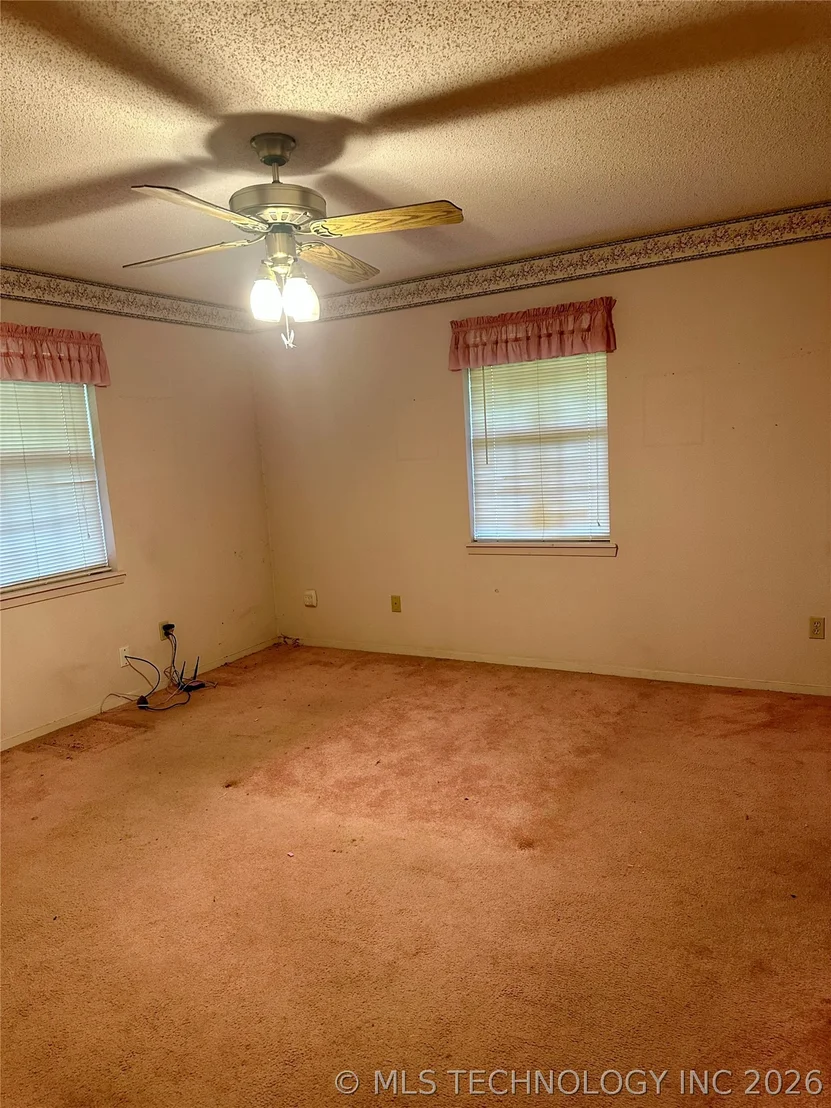 Photo of 122 Shawna