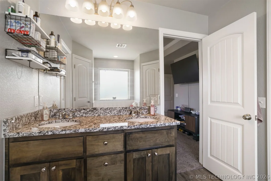 Photo of 571 Lake Meadow Loop
