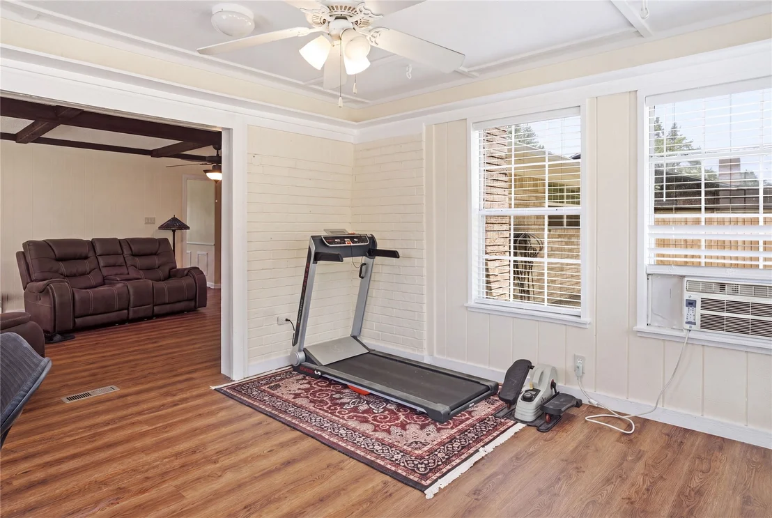 Photo of 8217 Meadow Drive