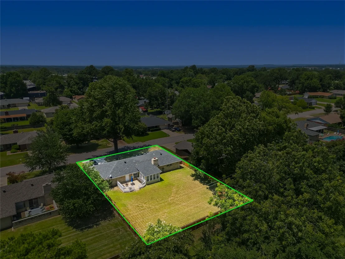Photo of 8217 Meadow Drive